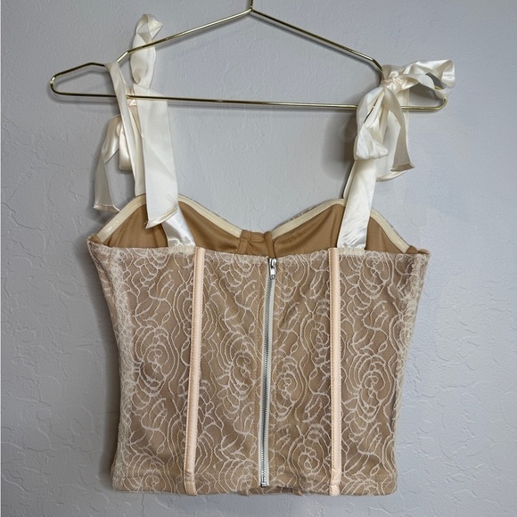 WEST OF MELROSE Womens Lace Corset Top - Picture 7 of 8